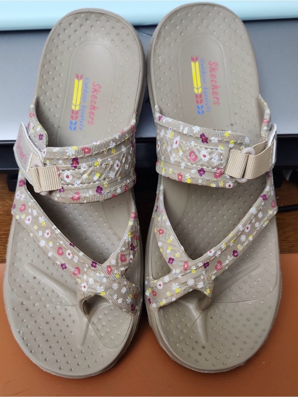 NWOT Skechers Outdoor Lifestyle Taupe Floral Adjustable Women's Sandals
